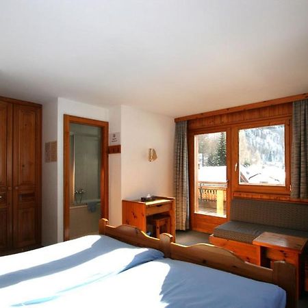 Hotel Garni Les Bouquetins Циналь Экстерьер фото