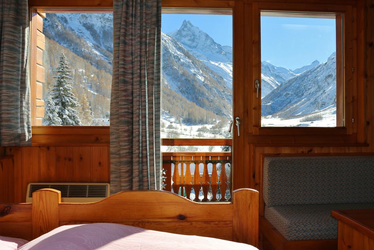 Hotel Garni Les Bouquetins Циналь Экстерьер фото
